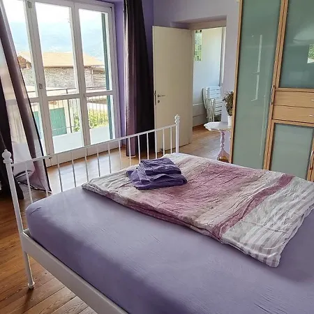 Vakantiehuis Grosszuegiges Mit Pool Fast Direkt Am